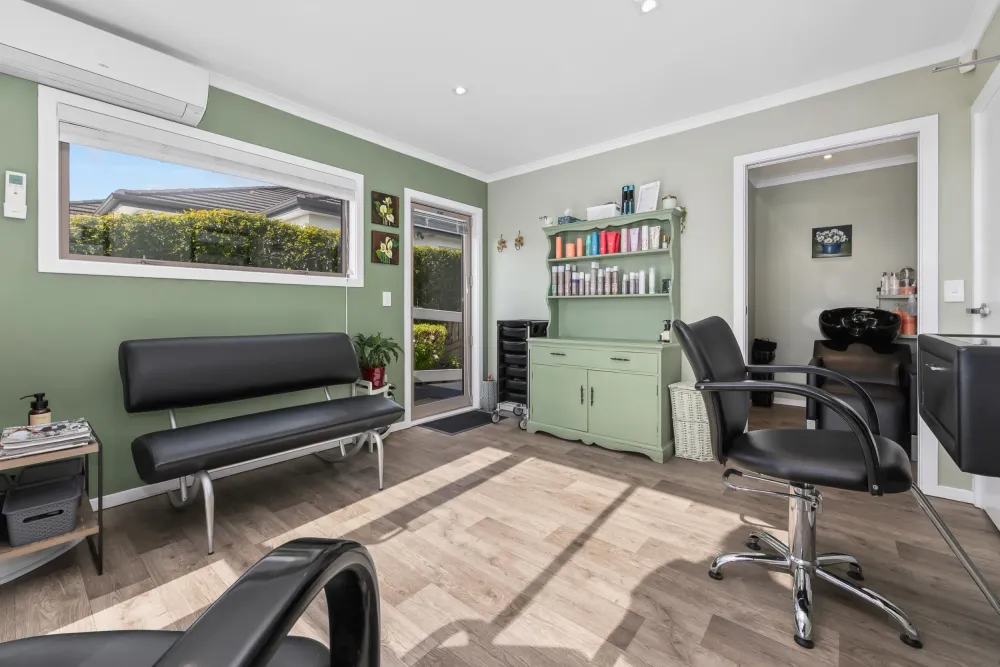 Photos of 1 Greenstone Place