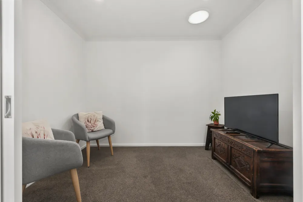 Photos of 1 Greenstone Place
