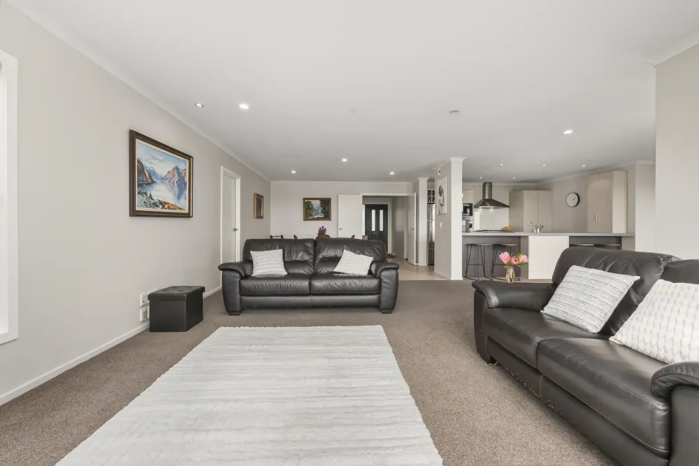 Photos of 1 Greenstone Place