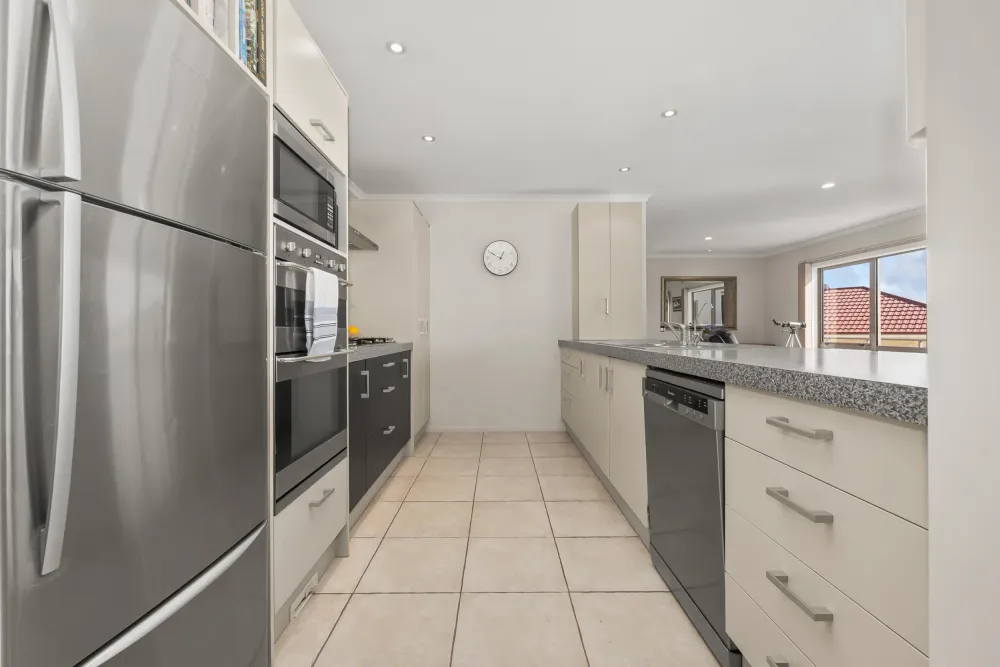 Photos of 1 Greenstone Place