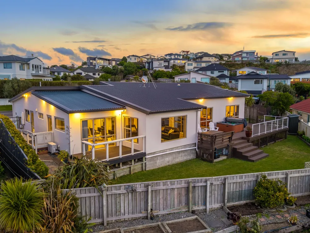 Photos of 1 Greenstone Place