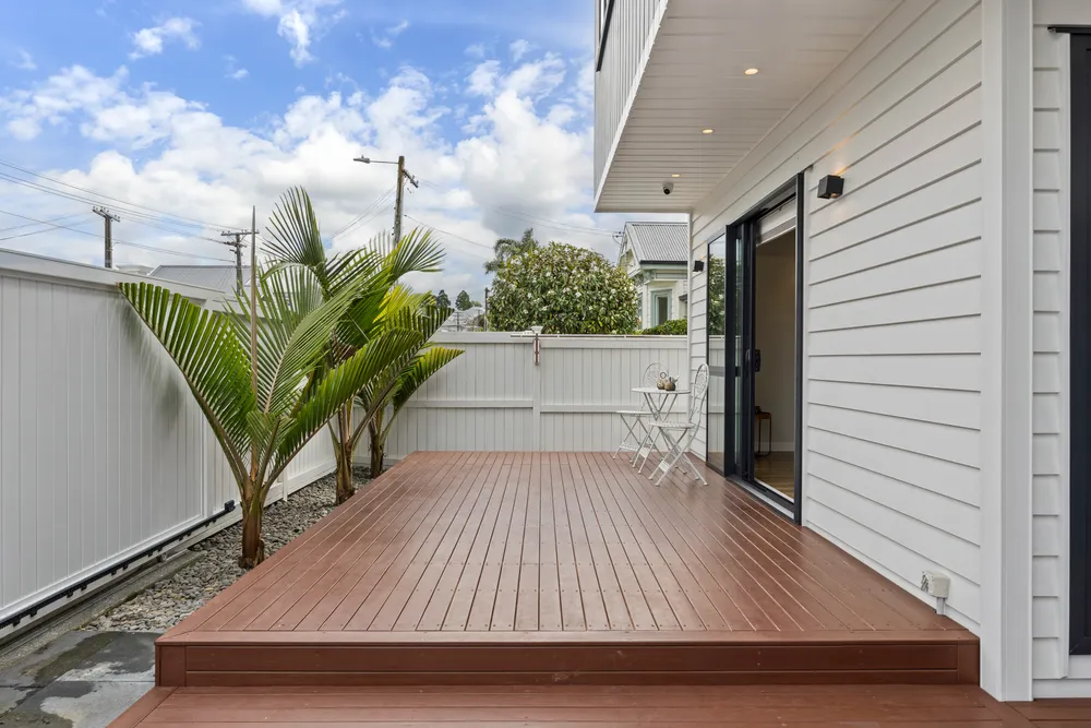 Photos of 50A Ohinerau Street