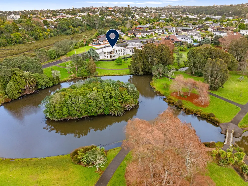 Photos of 22 Tarahanga Street