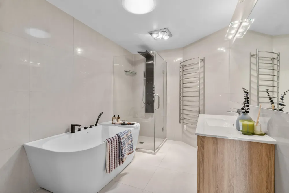 Photos of 22 Tarahanga Street