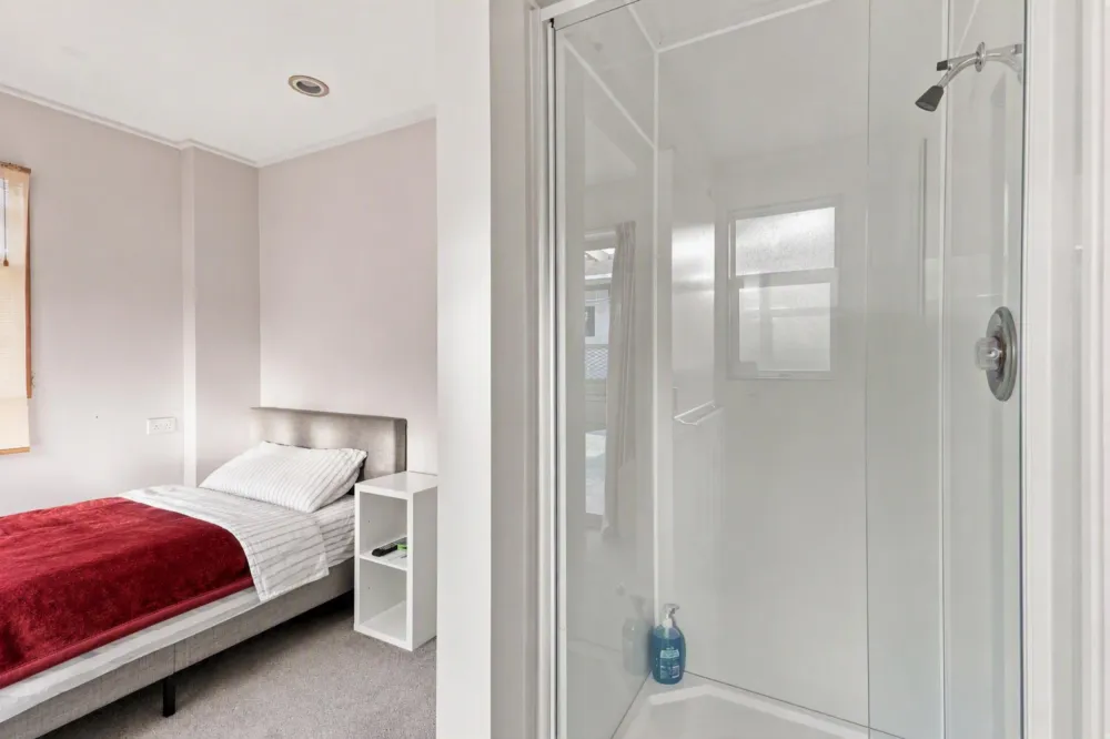 Photos of 25 Kirkcaldy Street