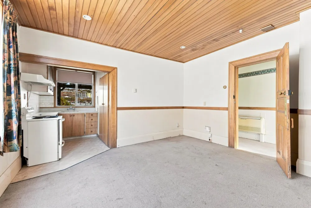 Photos of 25 Kirkcaldy Street