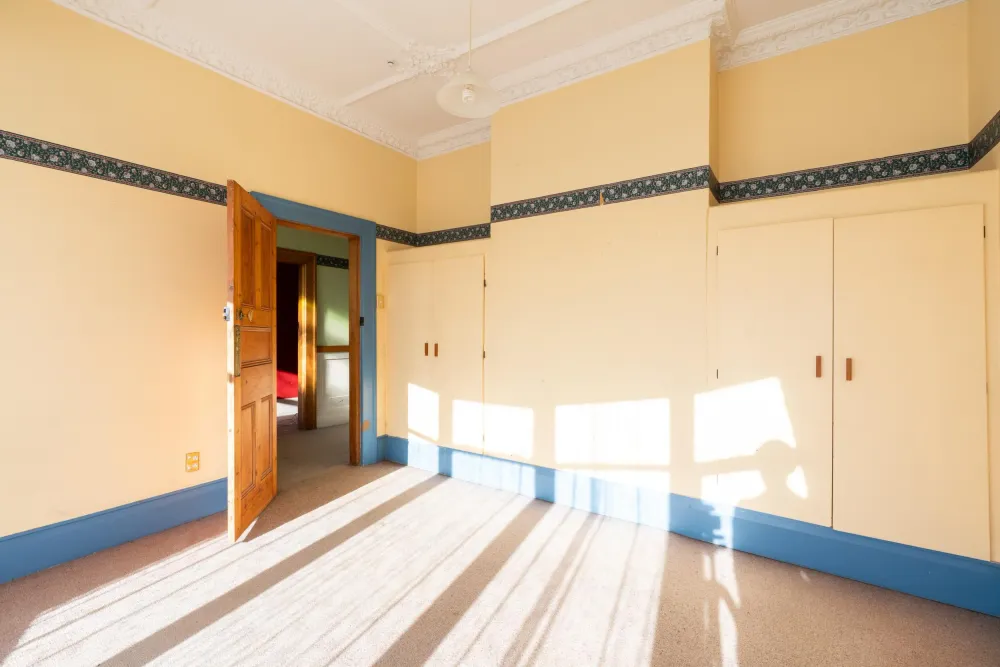 Photos of 25 Kirkcaldy Street