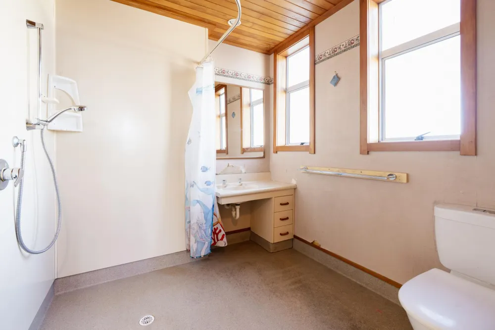 Photos of 25 Kirkcaldy Street