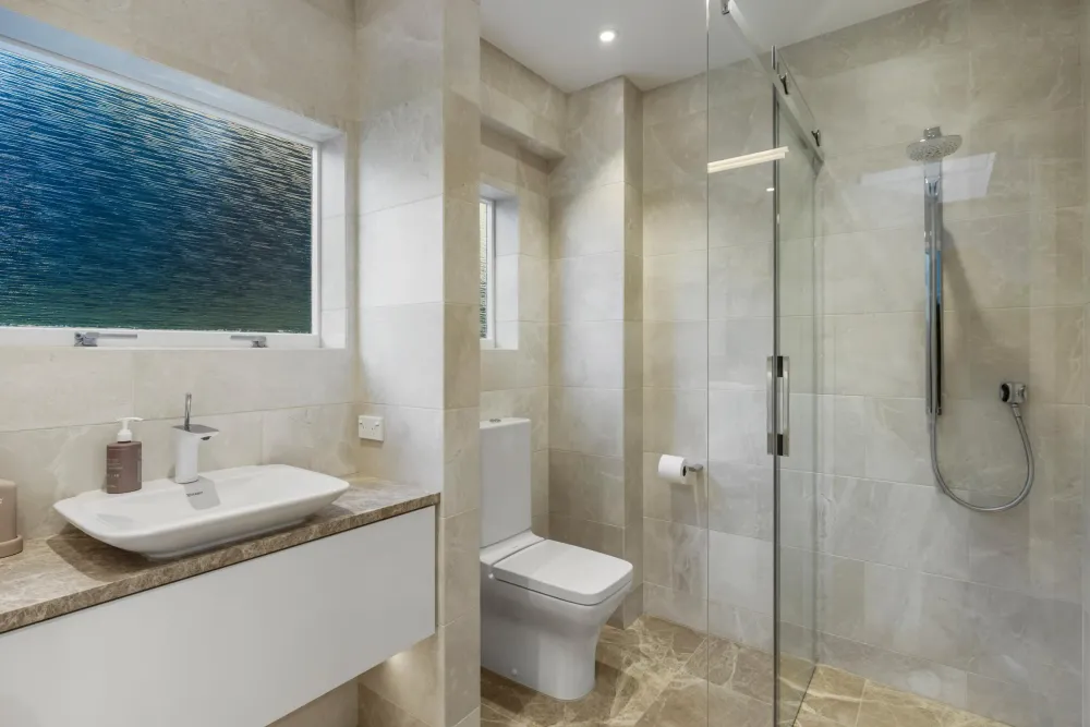 Photos of 28 Fern Glen Road North