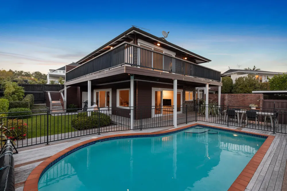 Photos of 28 Fern Glen Road North