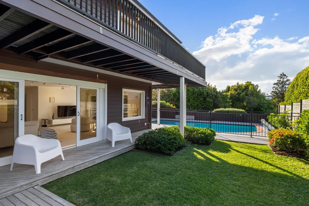 Photos of 28 Fern Glen Road North