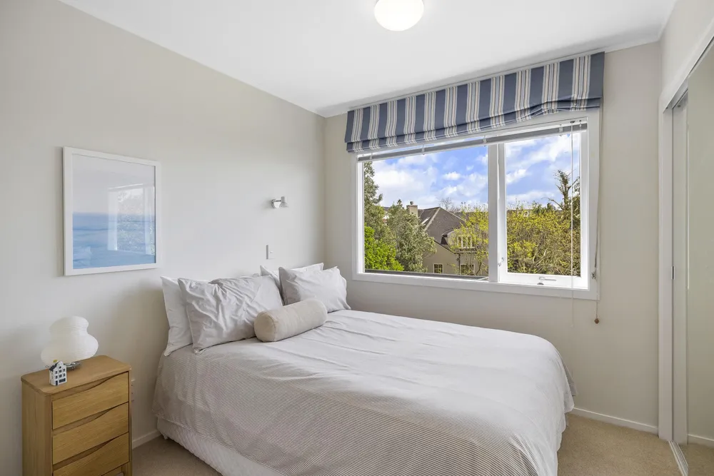 Photos of 28 Fern Glen Road North