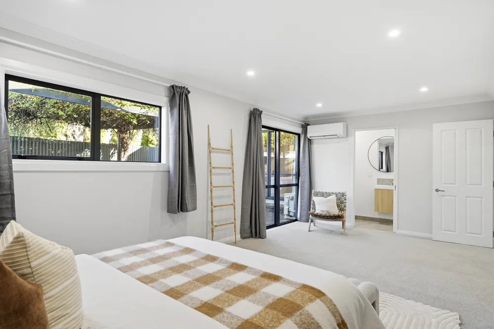 Photos of 21 Scotston Avenue