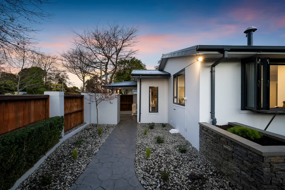 Photos of 21 Scotston Avenue