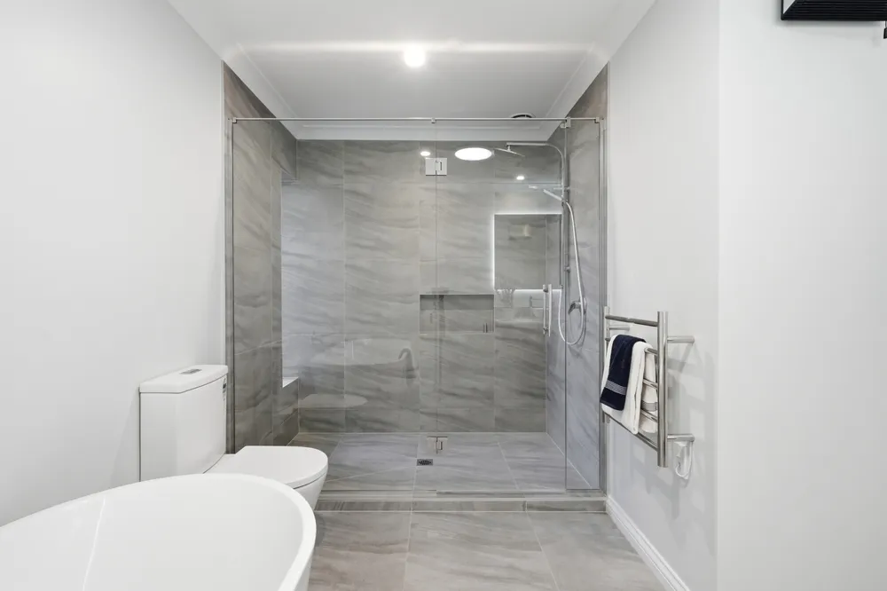 Photos of 21 Scotston Avenue