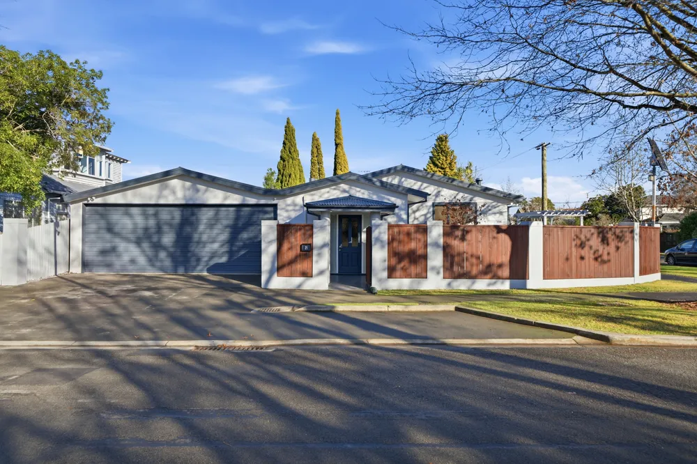 Photos of 21 Scotston Avenue