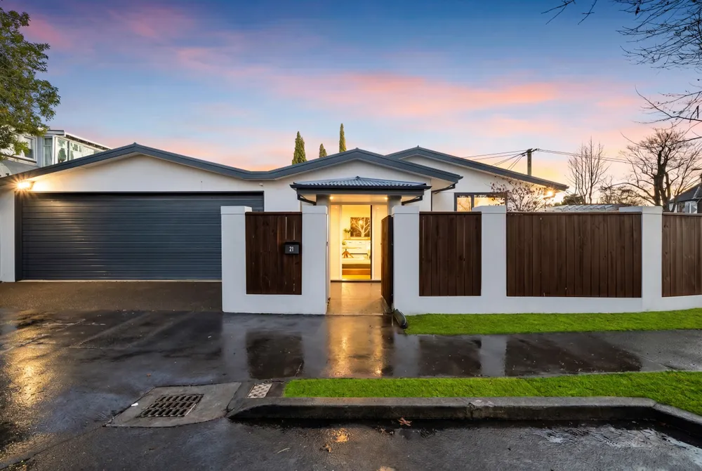 Photos of 21 Scotston Avenue