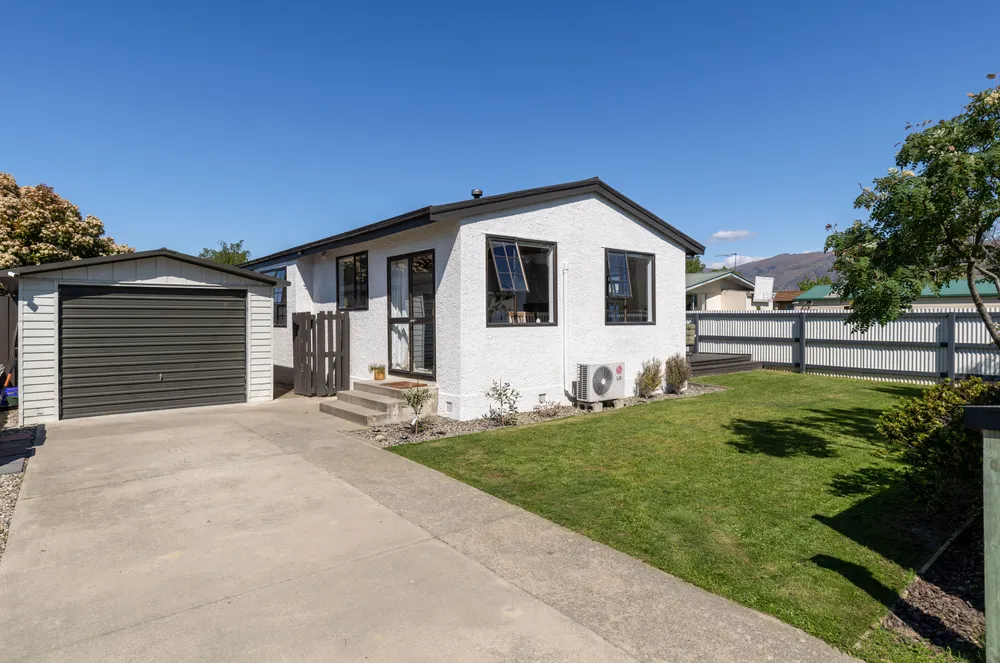Photos of 9 Clare Place