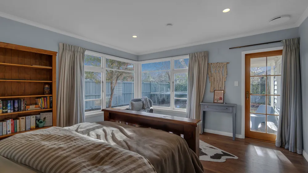Photos of 200 West Belt