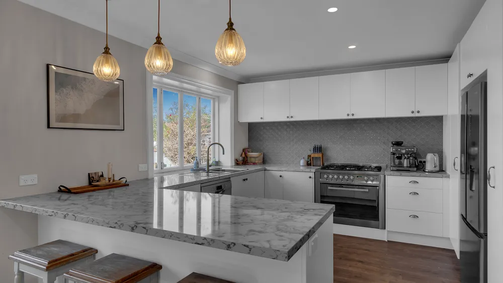 Photos of 200 West Belt
