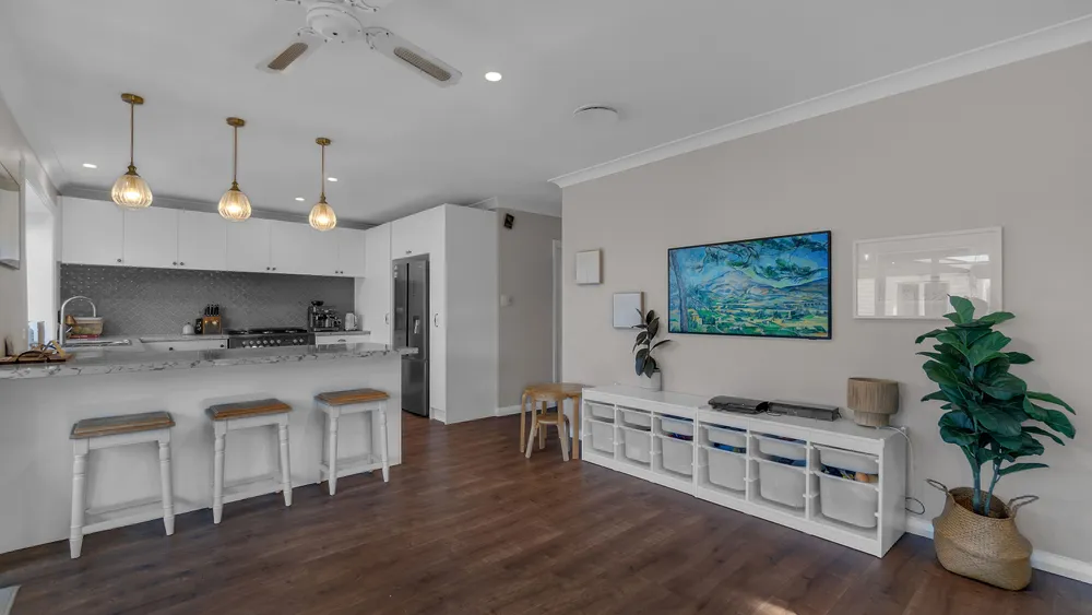 Photos of 200 West Belt