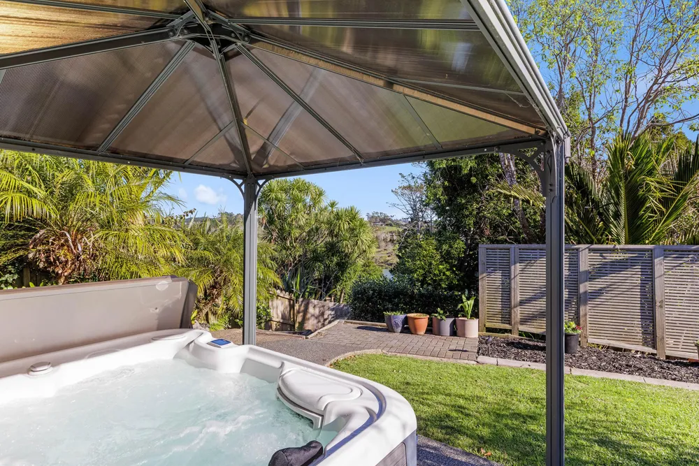 Photos of 46 Blue Heron Rise