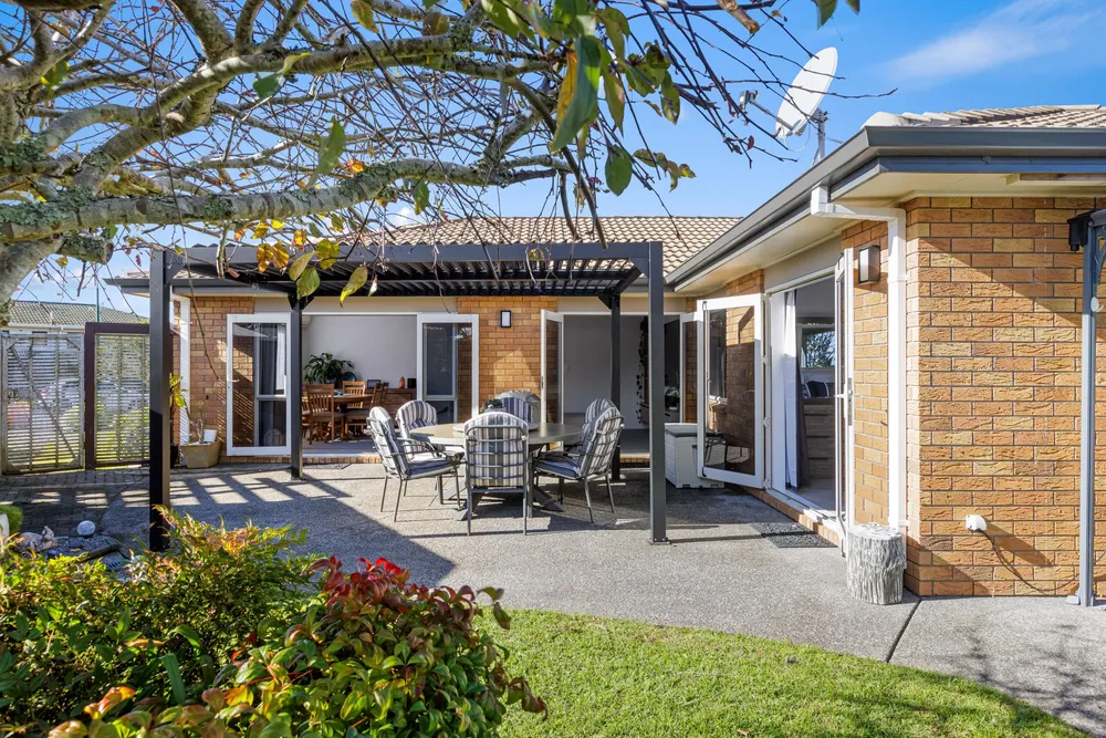 Photos of 46 Blue Heron Rise