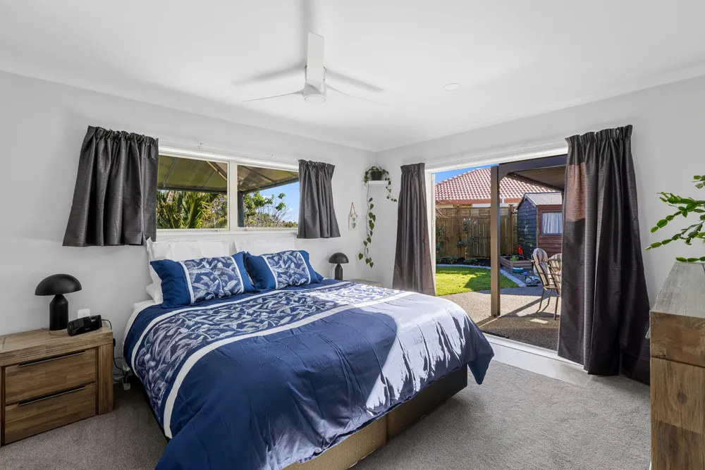 Photos of 46 Blue Heron Rise