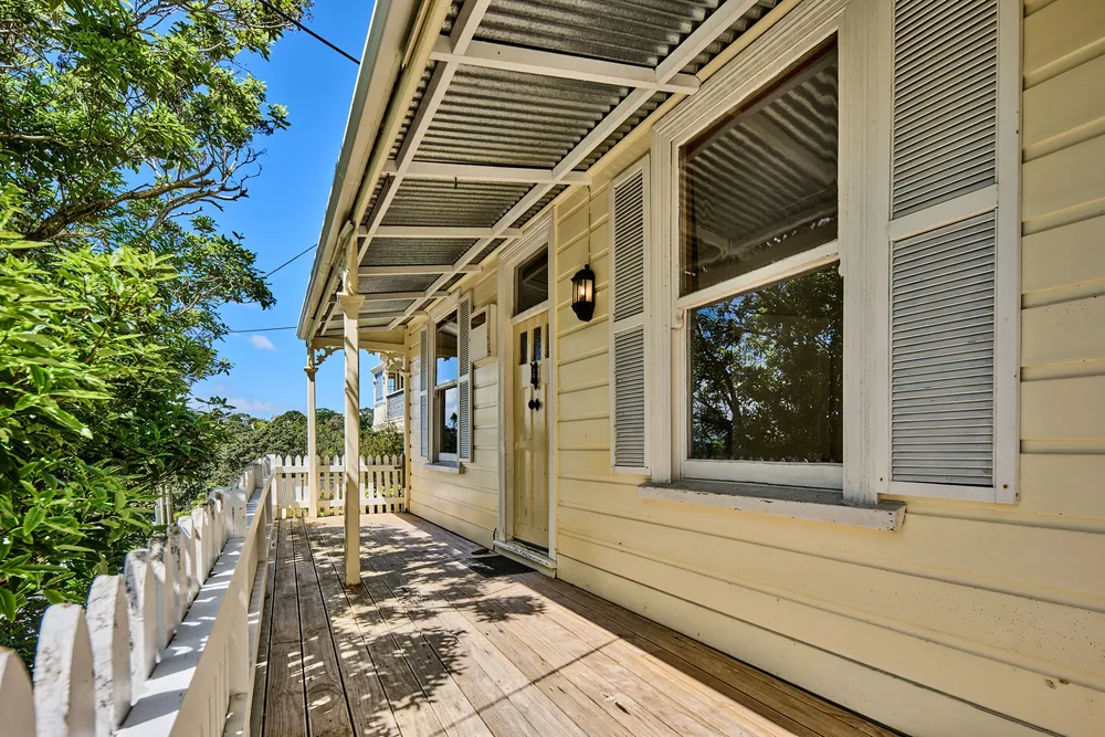 Photos of 11A St Mary Street