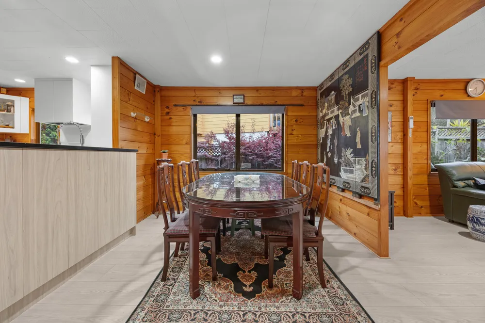 Photos of 43 Rhinevale Close