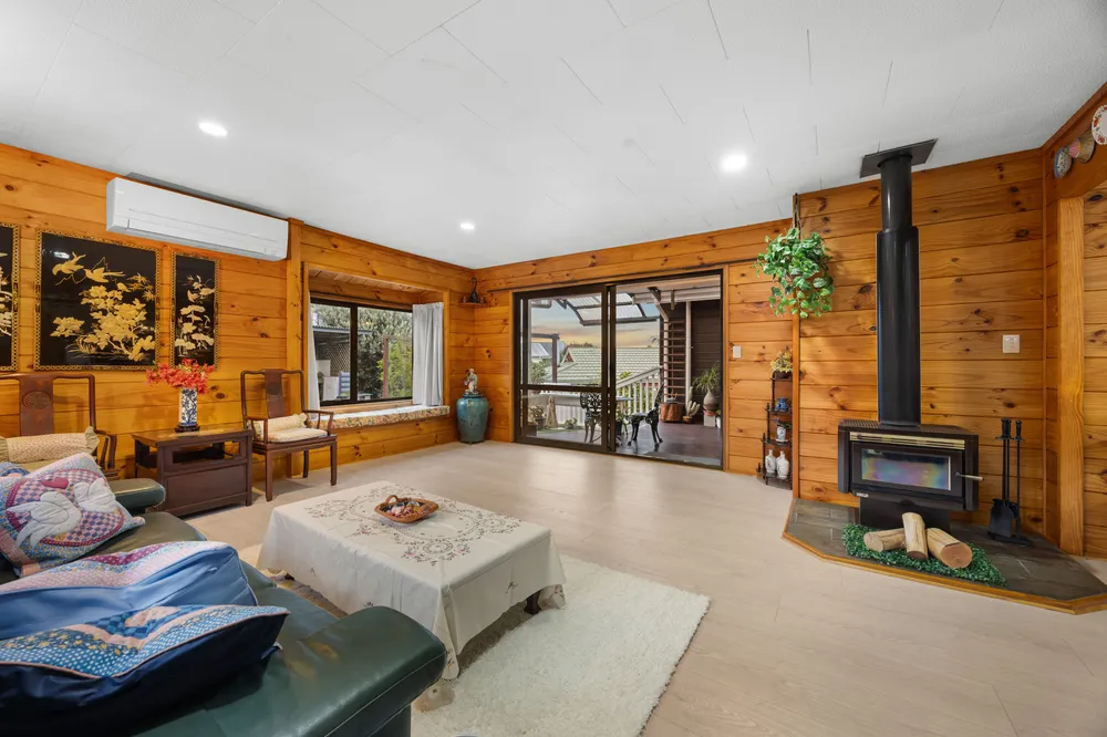 Photos of 43 Rhinevale Close