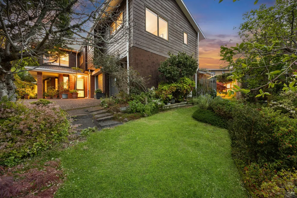 Photos of 43 Rhinevale Close