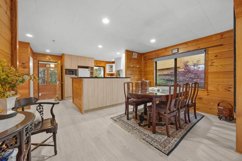Photos of 43 Rhinevale Close