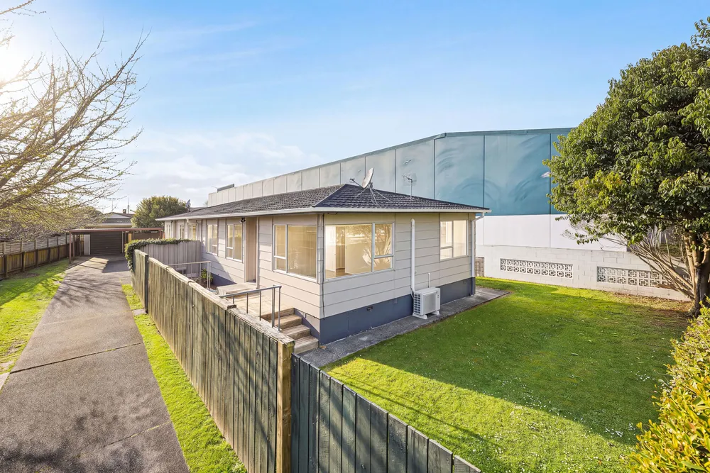 Photo of 1/25 Waimana Road, Conifer Grove