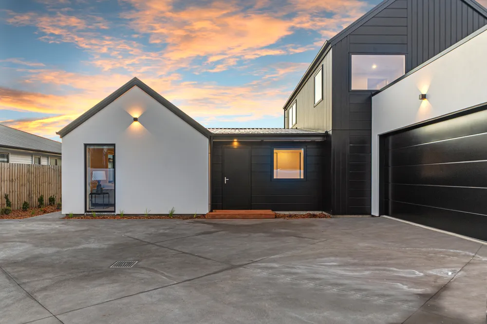Photos of 141 Mairehau Road