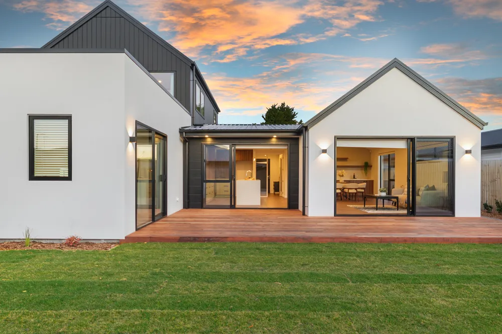 Photos of 141 Mairehau Road