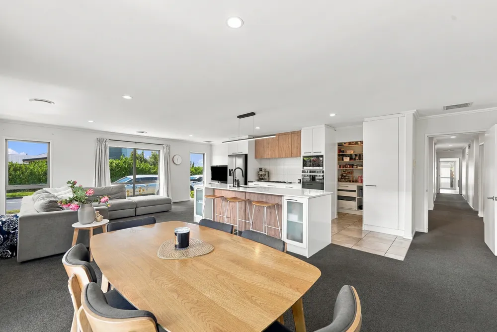 Photos of 53 Napier Drive