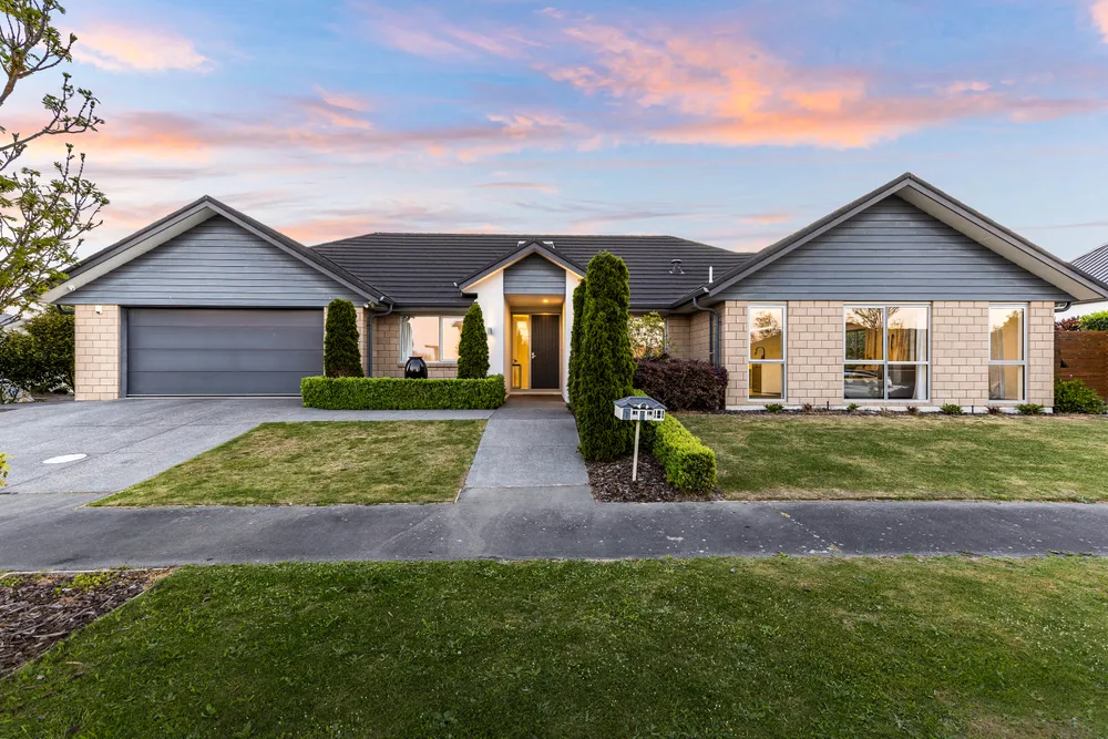 Photos of 53 Napier Drive