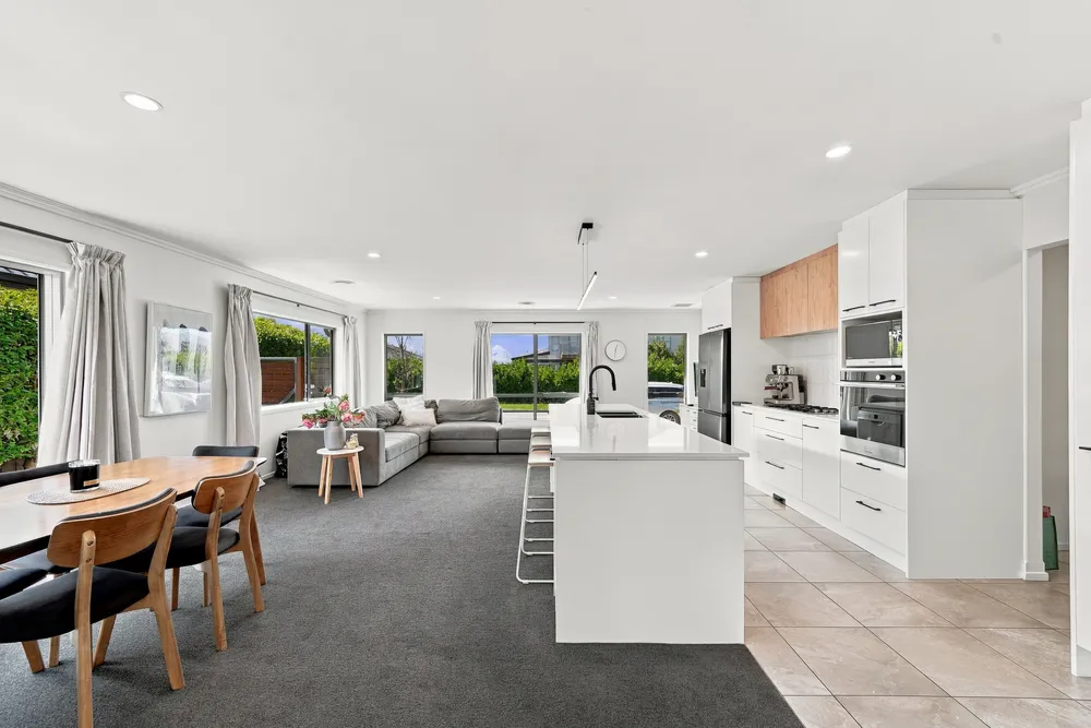 Photos of 53 Napier Drive