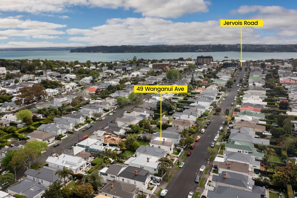 Photos of 49 Wanganui Avenue