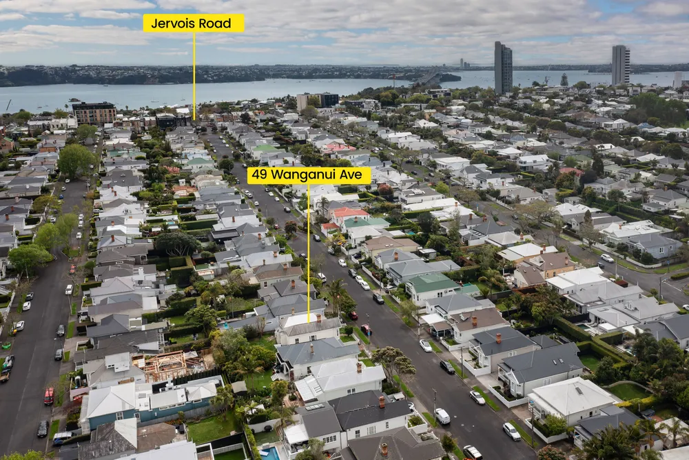Photos of 49 Wanganui Avenue
