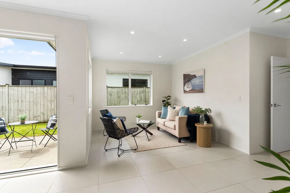 Photos of 21 Waituarua Drive