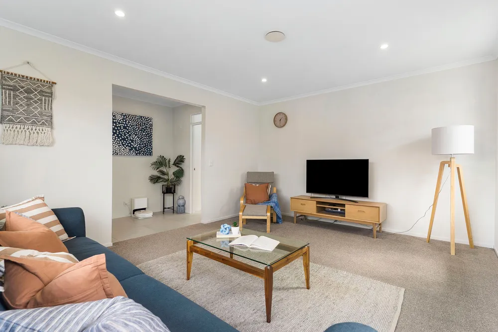 Photos of 21 Waituarua Drive