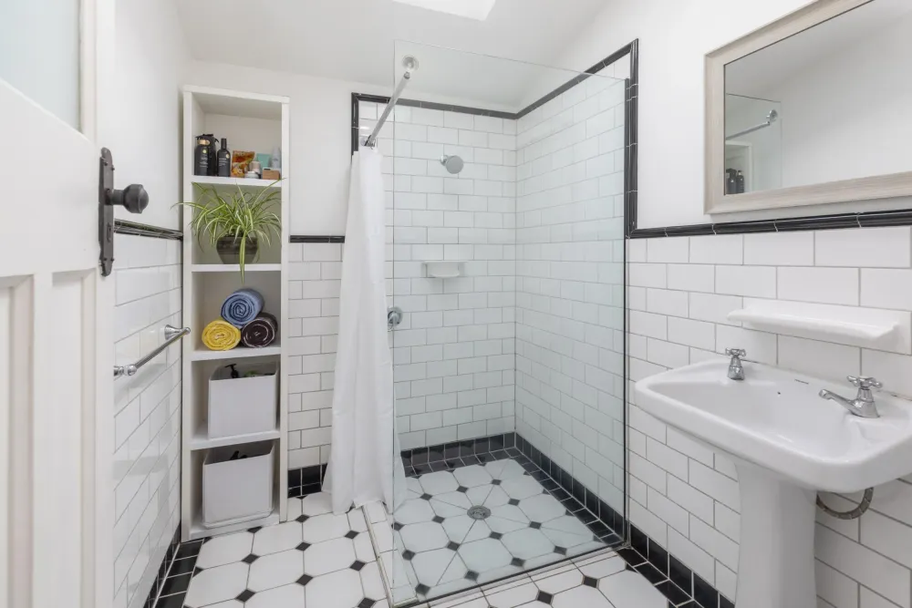 Photos of 76 Neville Street