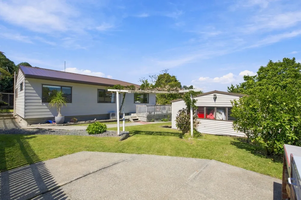 Photos of 7B Ferndown Close