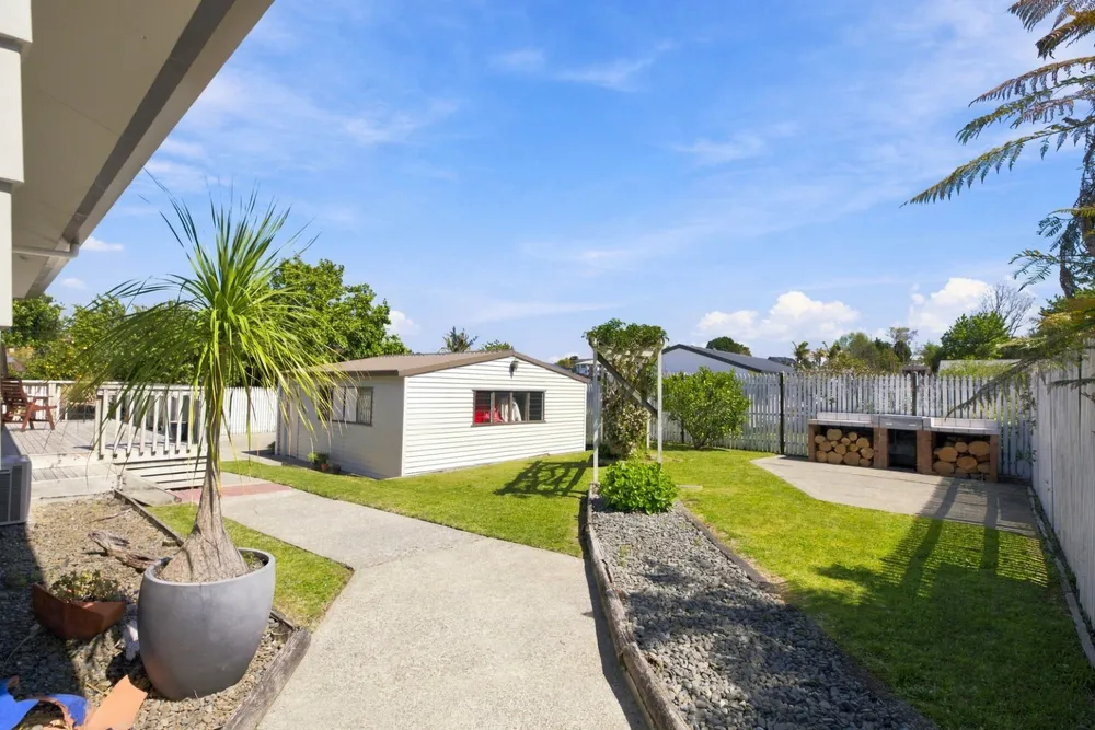 Photos of 7B Ferndown Close