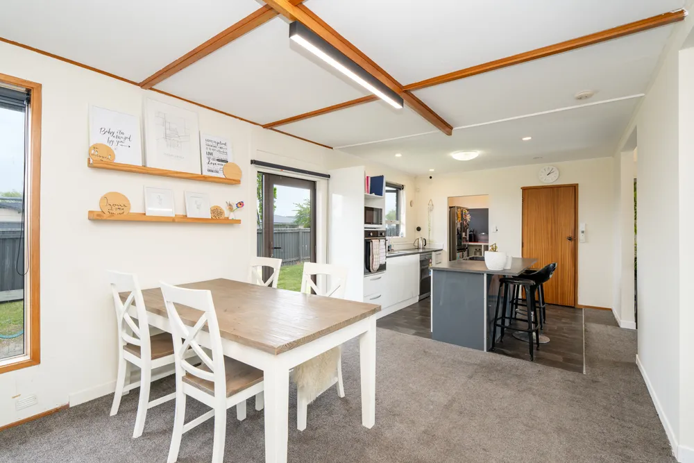Photos of 170 Moana Street