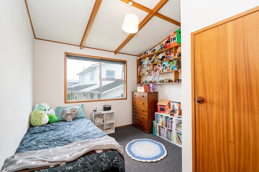 Photos of 170 Moana Street