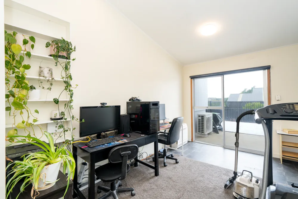 Photos of 170 Moana Street