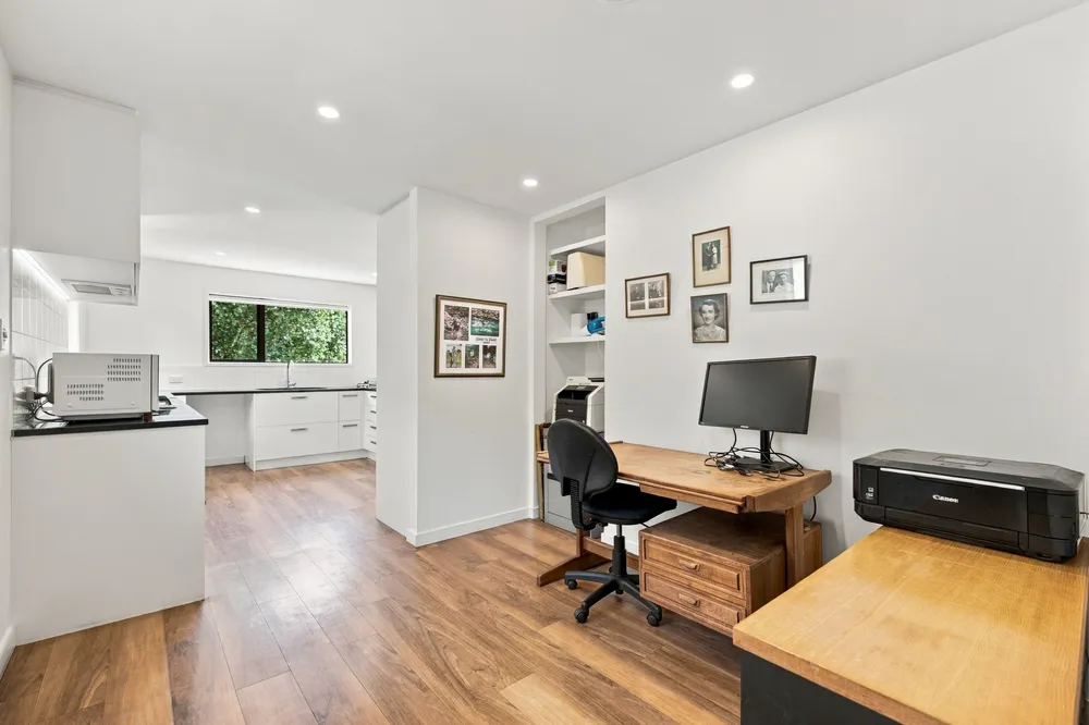 Photos of 137 Sumnervale Drive
